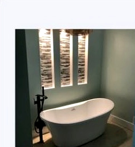 Luxury bathroom detail 1